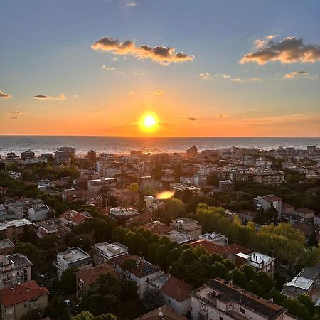 Panoramico Appartamento Vista Mare Rímini Exterior foto